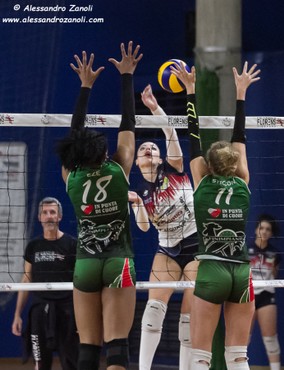 Florens -Volley Rivarolo-196.JPG